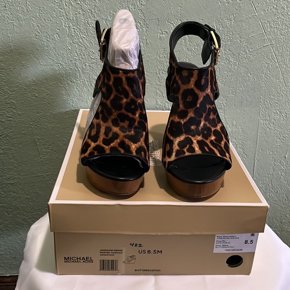 Michael Michael Kors Hair Calf Wedge - Picture 2 of 9